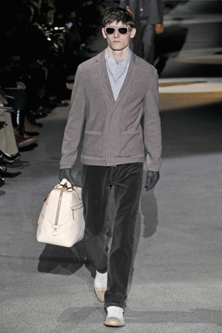 Louis Vuitton / - 2011-2012